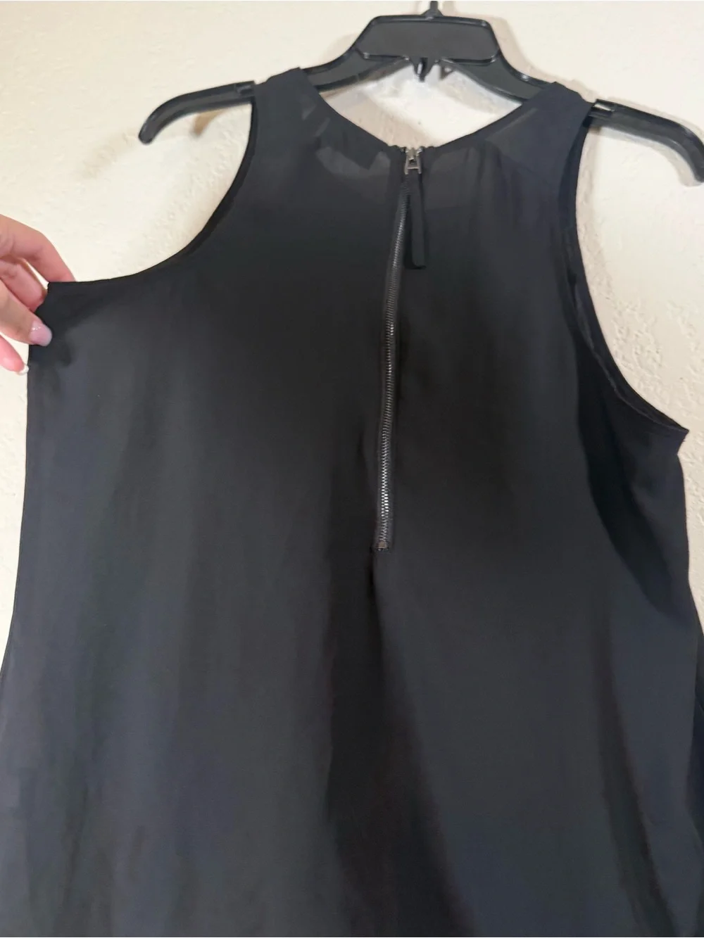 Apt9 Black Sleeveless Blouse Womens Tank Top Zipper Back Size Medium - Picture 6 of 8